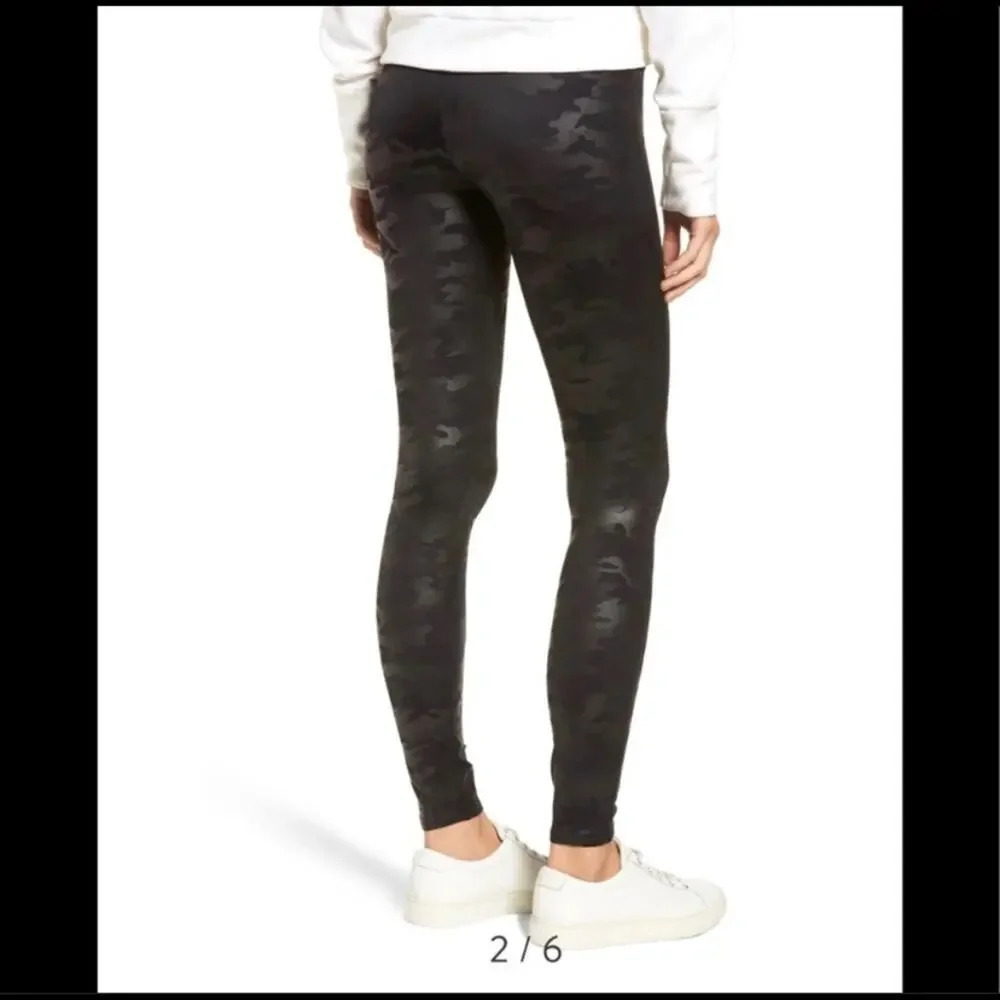 Spanx Camo Black Faux Leather Leggings Small